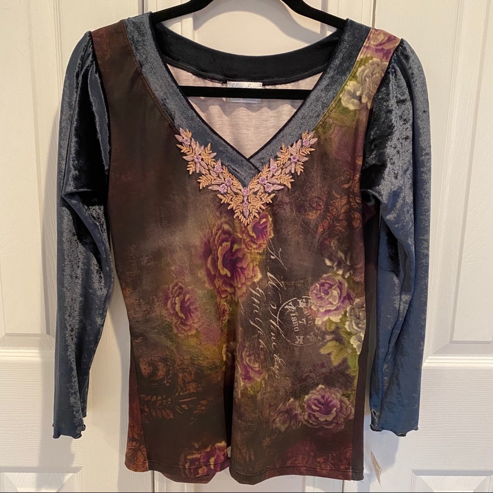 Stunning Soft 2-piece Velvety Lounge Set NWT L